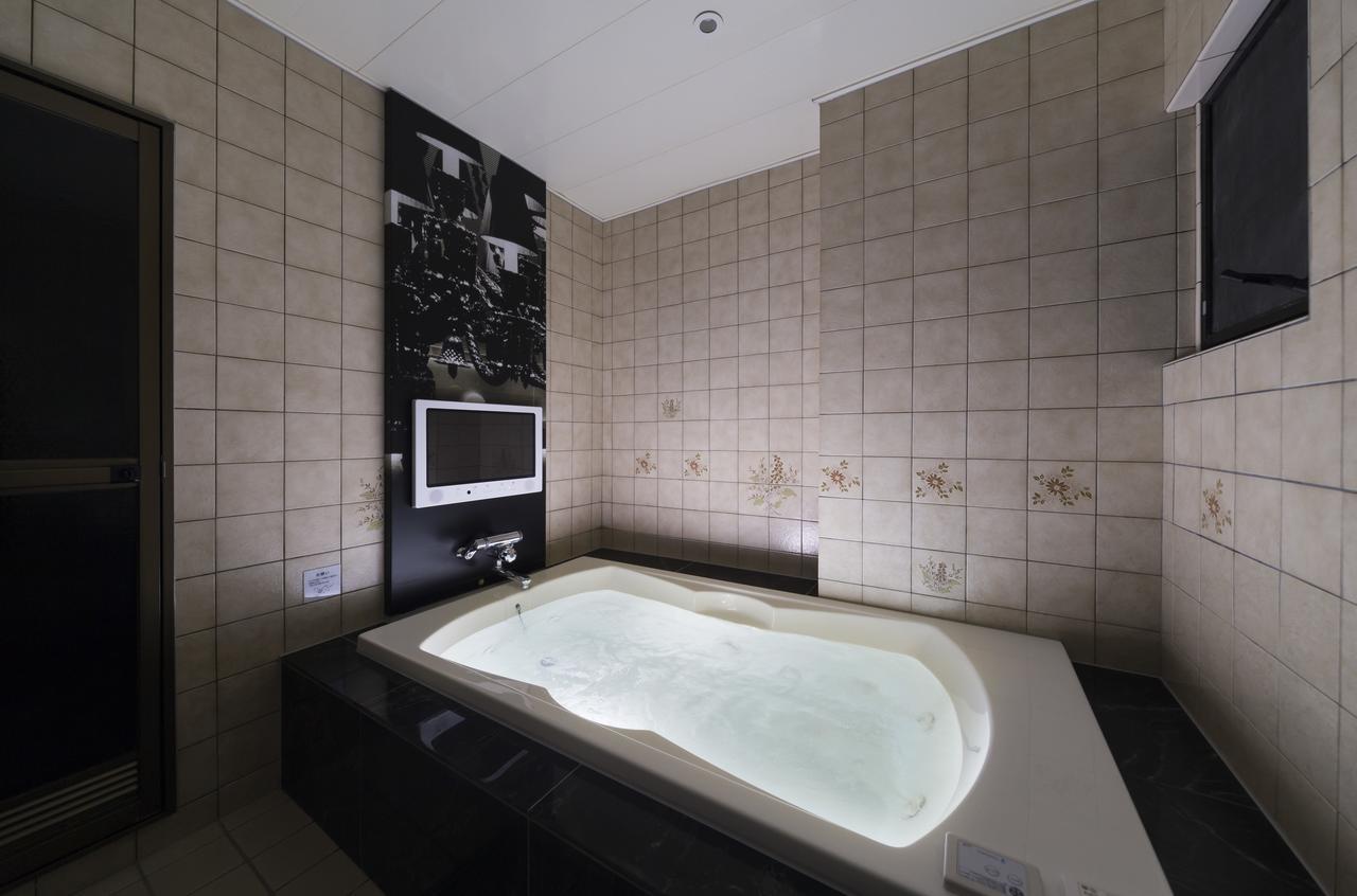 Hotel Plant Garden Resort (Adults Only) Toyokawa Exterior foto
